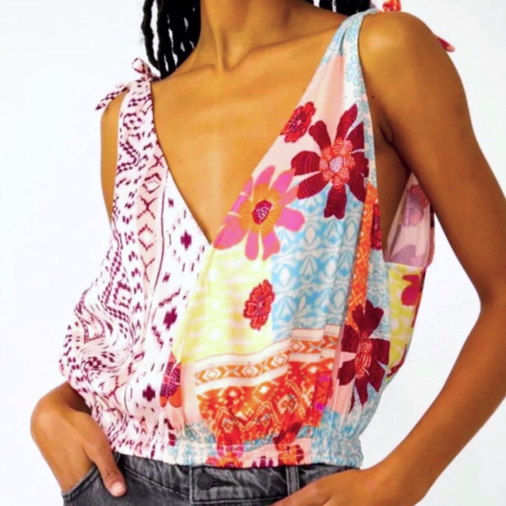 FREE PEOPLE Tropical Floral Surplice Sleeveless Top w Adjustable Shoulder Ties